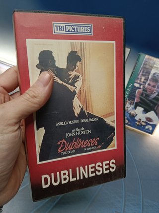 5 cintas VHS, clásicos, RUFUFÚ, CHARADA, DUBLINESES, MACBETH, DESAYUNO CON DIAMANTES