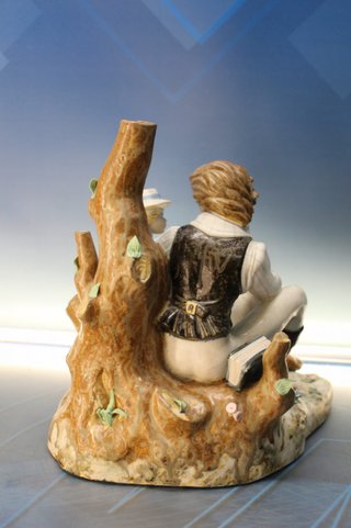 Porcelana Artística Levantina. Conjunto escultórico. Años 70.