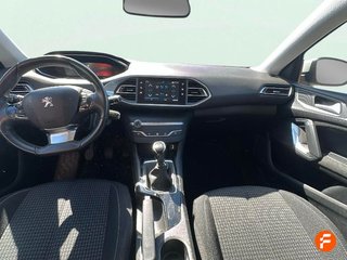 Peugeot 308 5p Allure Pack PureTech 110 S&S