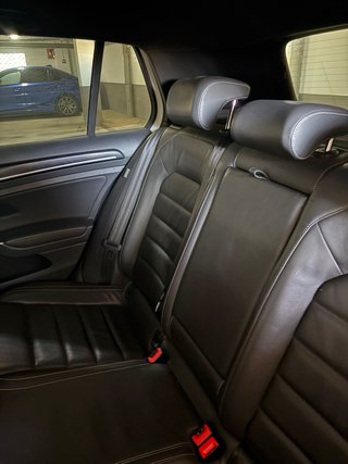 Volkswagen Golf 2015 R 300 4Motion