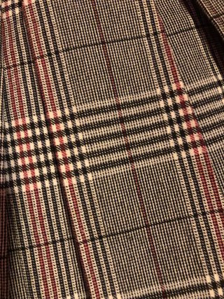 Falda plisada cuadros roja y gris