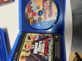 Grand Theft Auto V Premium Edition PS4