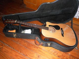 GUITARRA ALVAREZ ELECTROACÚSTICARD8C DREADNOUGHT