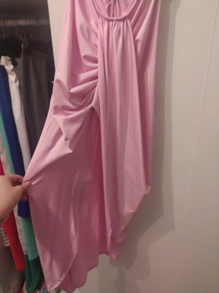 Vestido rosa largo drapeado
