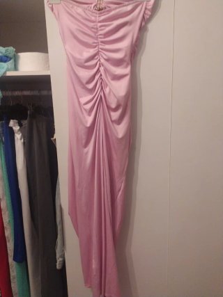 Vestido rosa largo drapeado