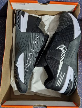 Scarpe da Crossfit Sollevamento Pesi Nike Metcon 8