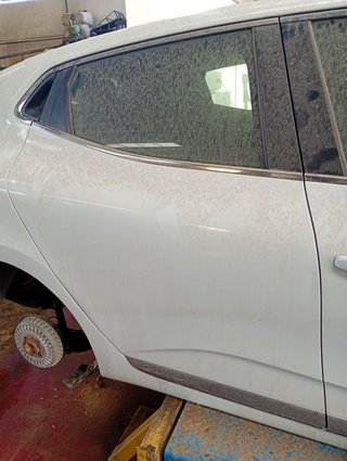 PUERTA TRASERA DERECHA Renault Clio V (08.2019->)