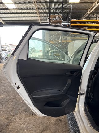 PUERTA TRASERA IZQUIERDA Seat Ibiza (KJ1)(2017->)