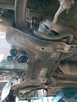 PUENTE DELANTERO Peugeot 5008 (06.2017->)