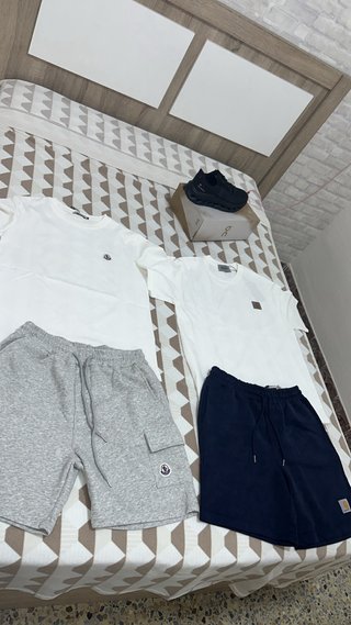 Conjunto Carhartt Camiseta y Pantalón Corto