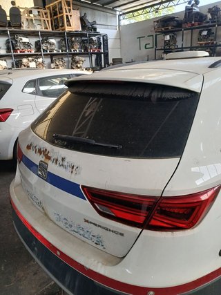 PORTON TRASERO Seat Leon (5F1)(09.2012->)