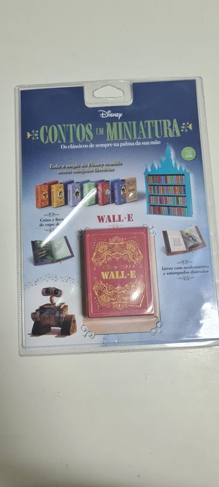 Lote de 4 livros infantis Disney, marca Salvat.
