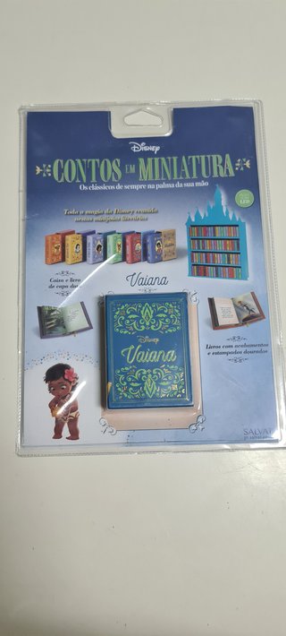 Lote de 4 livros infantis Disney, marca Salvat.