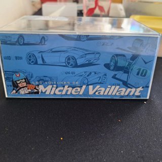 Carro de Coleção Vaillante Le Mans'61 Escala 1:43