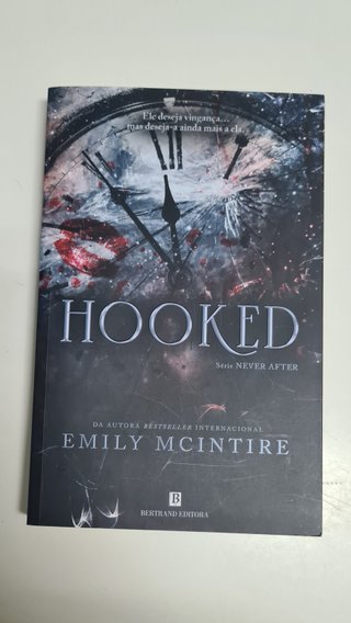 Libro Hooked - Emily McIntire