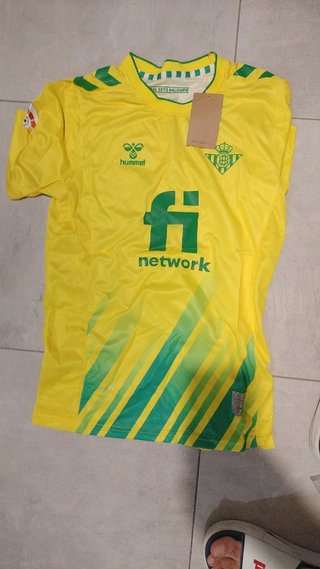 Camiseta Nike Verde y Blanca