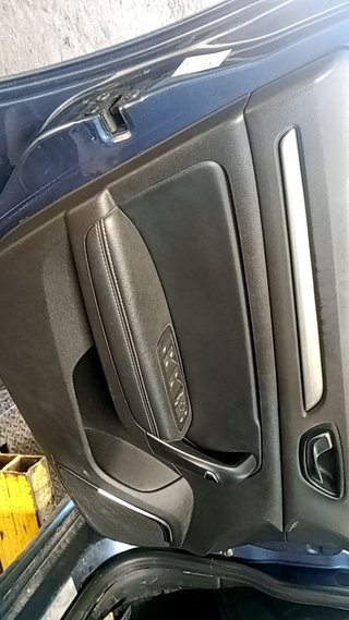 MOTOR ELEVALUNAS DELANTERO IZQUIERDO Renault Megane IV Berlina 5P (2015->2022)