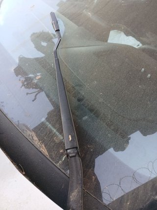 BRAZO LIMPIA DELANTERO IZQUIERDO Ford Kuga (2019->2024)