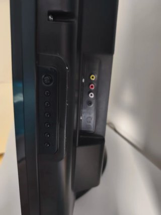Televisor OKI Negro