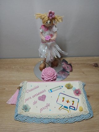 Detalle para profesora hecho a mano