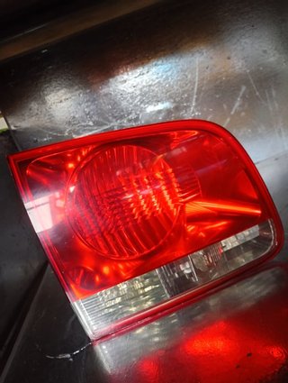 PILOTO TRASERO IZQUIERDO Volkswagen Touareg (7LA)(2002->)