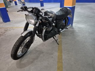 Triumph Bonneville 900 Café Racer – A2 – 2008 – 40
