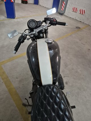 Triumph Bonneville 900 Café Racer – A2 – 2008 – 40