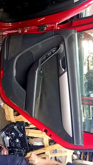 GUARNECIDO PUERTA TRASERA DERECHA Volkswagen Passat Variant (365) (2010->2013)
