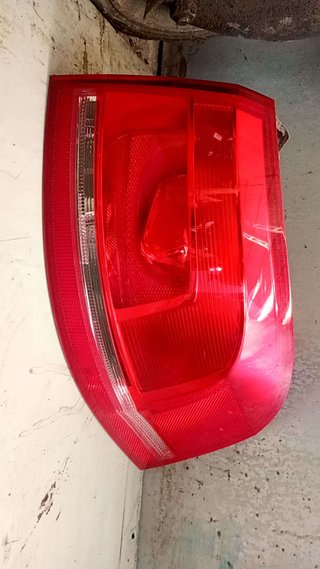 PILOTO TRASERO DERECHO INTERIOR Volkswagen Passat Variant (365) (2010->2013)