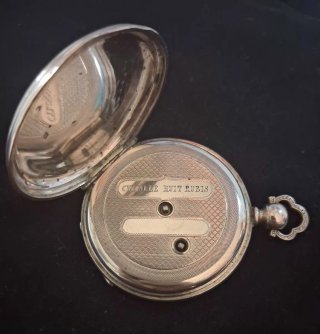 Reloj de bolsillo antiguo Huit Rubis de plata