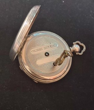 Reloj de bolsillo antiguo Huit Rubis de plata