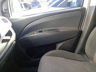 GUARNECIDO PUERTA DELANTERA DERECHA Fiat II Doblò (263) Cargo (2010->)