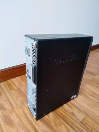 Lenovo ThinkCentre M720s i5 / 8GB / 120GB SSD