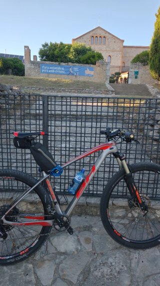 Bicicleta BH Carbono Aro 29, talla L.