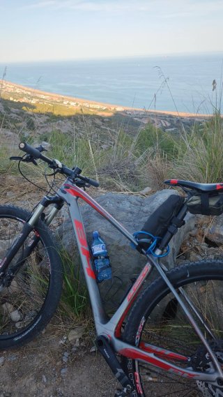 Bicicleta BH Carbono Aro 29, talla M