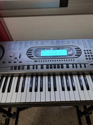Casio WK-1800 Teclado