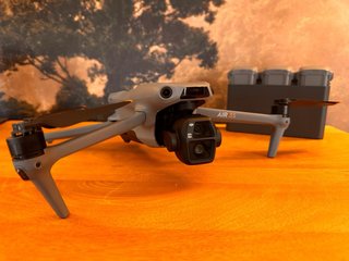 Dron DJI Air 3S