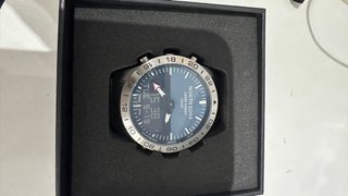 Reloj North Edge Gavia Plata y Negro
