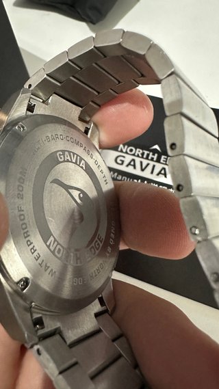 Reloj North Edge Gavia Plata y Negro