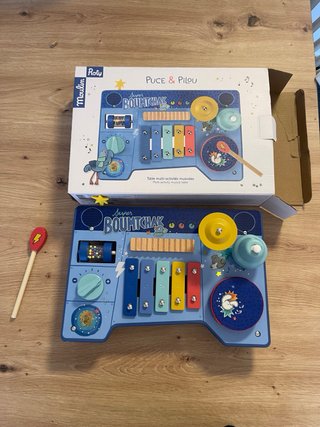 Mesa Actividades Musicales Puce & Pilou