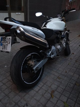 Honda Hornet 600 Blanca