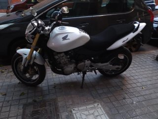 Honda Hornet 600 Blanca