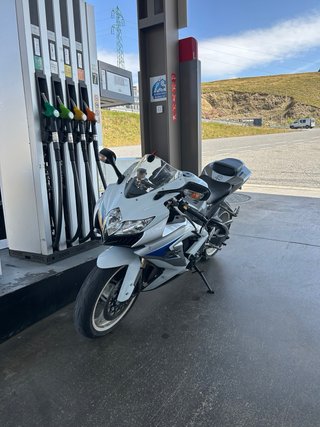 Suzuki gsxr 600 k8