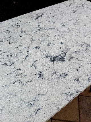 Mesa de jardín Bistró Antigua Mármol y Metal 1930