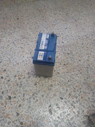 Batería Varta 12V 45Ah 330A