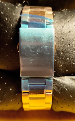 Reloj Diesel Griffed dorado, nuevo