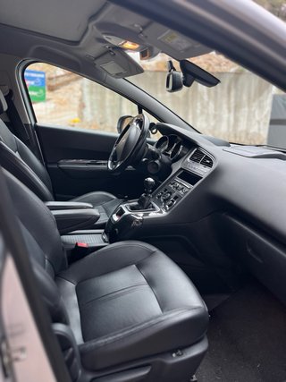 Peugeot 5008 7plz