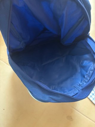 Mochila infantil perrito azul y marrón