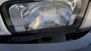 Faro delantero Nissan Terrano II