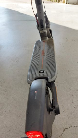 Monopattino Elettrico Ninebot F3e